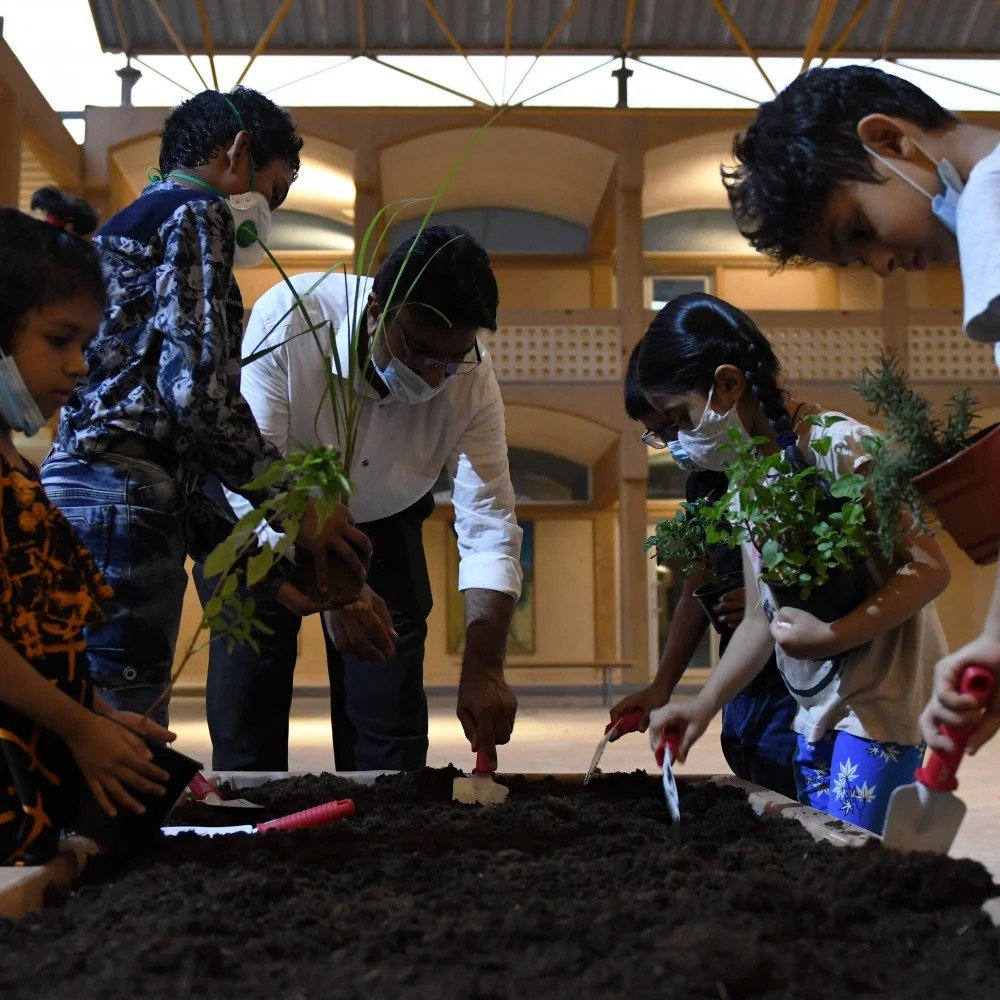 Community Meeting & Introduction Session II + Group Planting Activity I